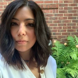 Meet your Posher, Whitney